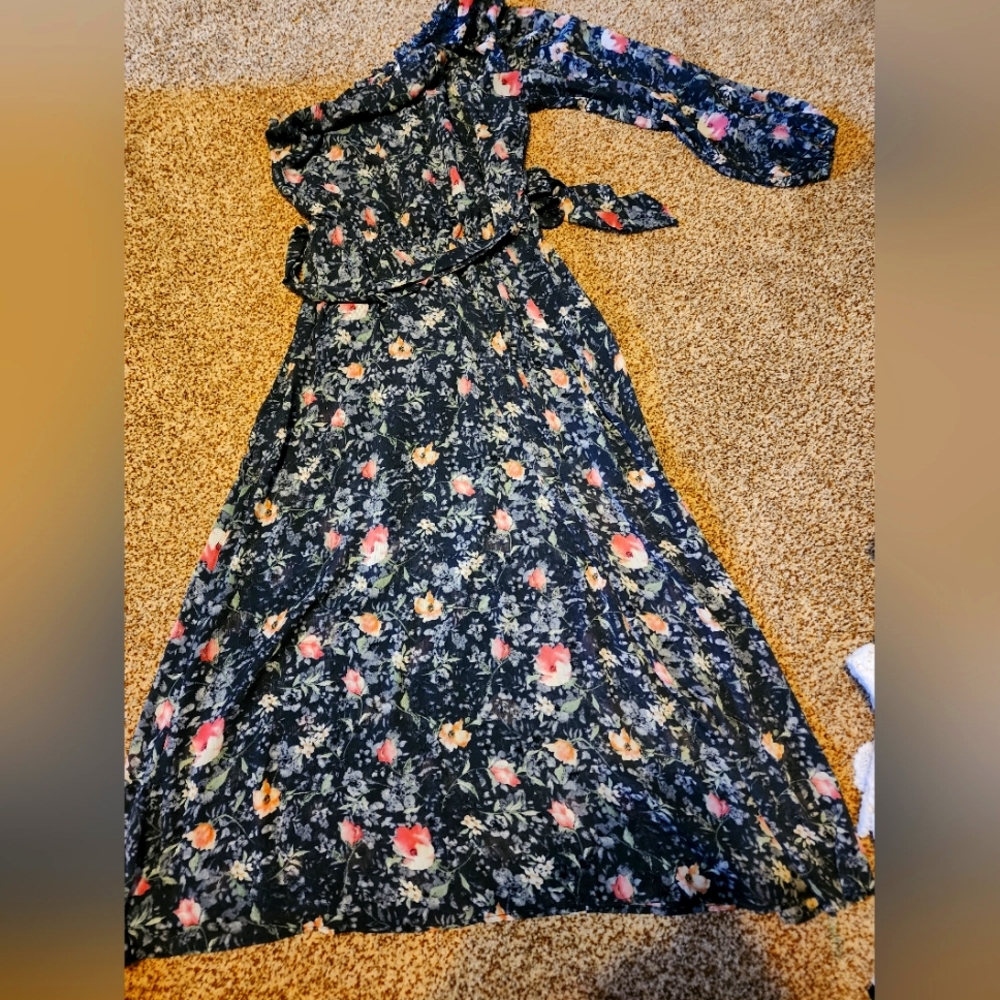 ENTRO one shoulder dress. Gorgeous dress for any occasion.